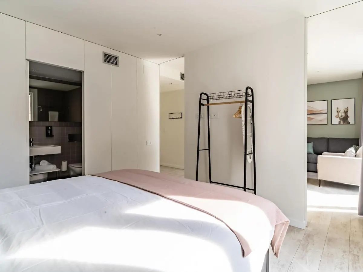 Limehome Barcelona Rector Triado 0*,  Spain