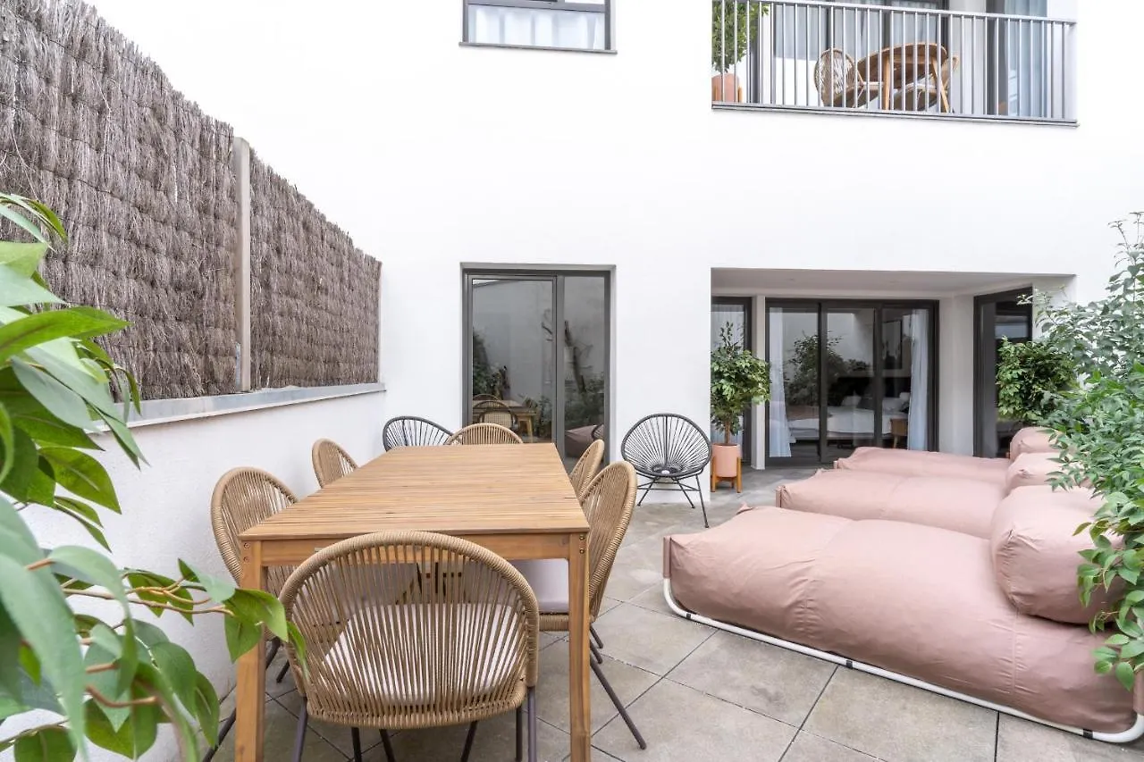 Limehome Barcelona Rector Triado Spain