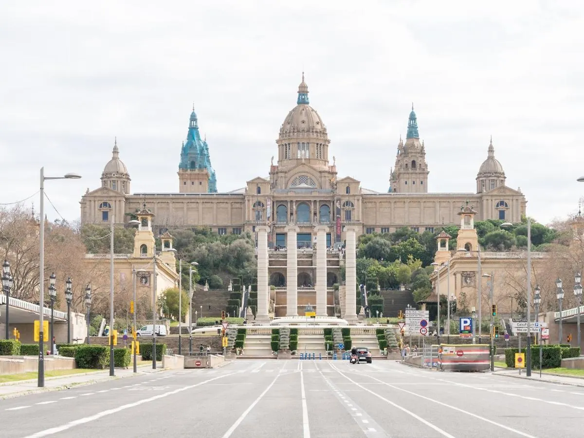 Limehome Barcelona Rector Triado